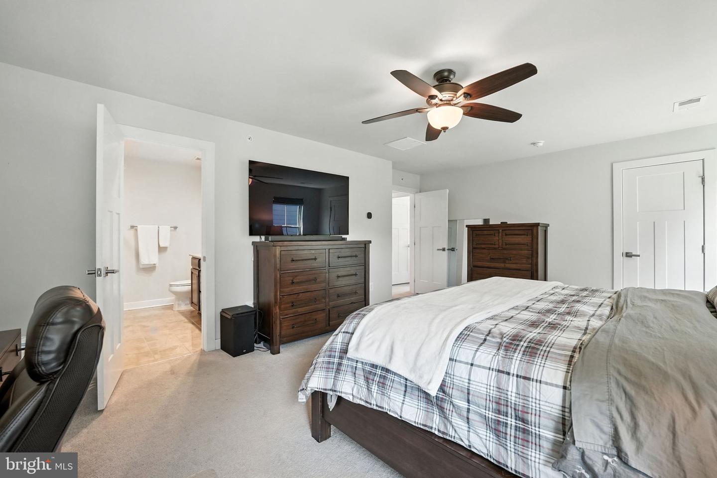 2283 RIVER BIRCH RD, DUMFRIES, Virginia 22026, 4 Bedrooms Bedrooms, 12 Rooms Rooms,3 BathroomsBathrooms,Residential,For sale,2283 RIVER BIRCH RD,VAPW2100452 MLS # VAPW2100452