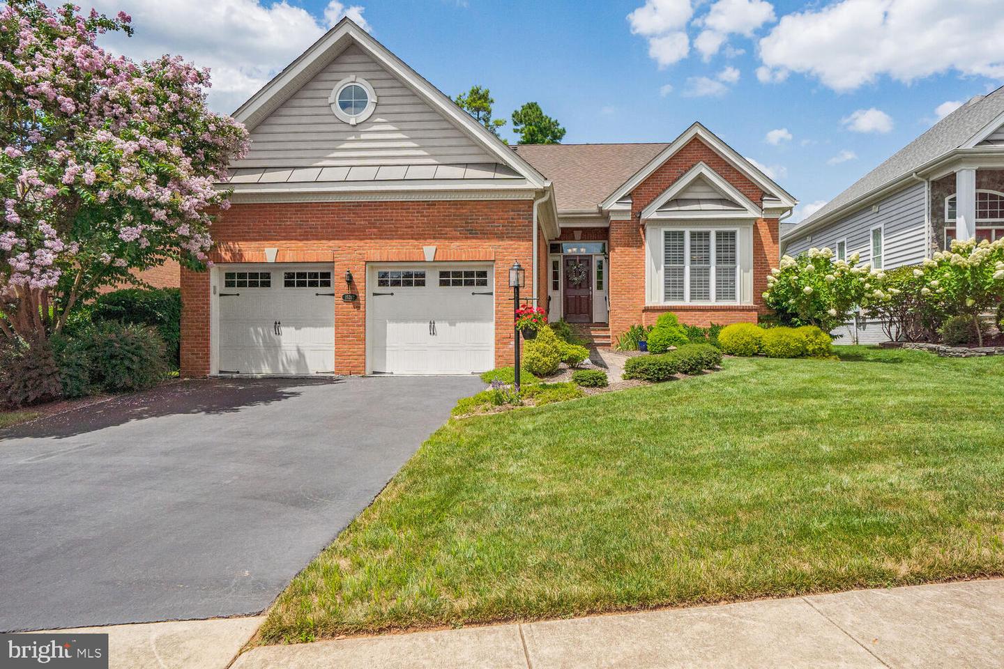 15282 FOG MOUNTAIN CIR, HAYMARKET, Virginia 20169, 3 Bedrooms Bedrooms, ,3 BathroomsBathrooms,Residential,For sale,15282 FOG MOUNTAIN CIR,VAPW2100568 MLS # VAPW2100568