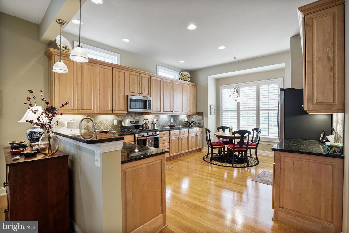 15282 FOG MOUNTAIN CIR, HAYMARKET, Virginia 20169, 3 Bedrooms Bedrooms, ,3 BathroomsBathrooms,Residential,For sale,15282 FOG MOUNTAIN CIR,VAPW2100568 MLS # VAPW2100568