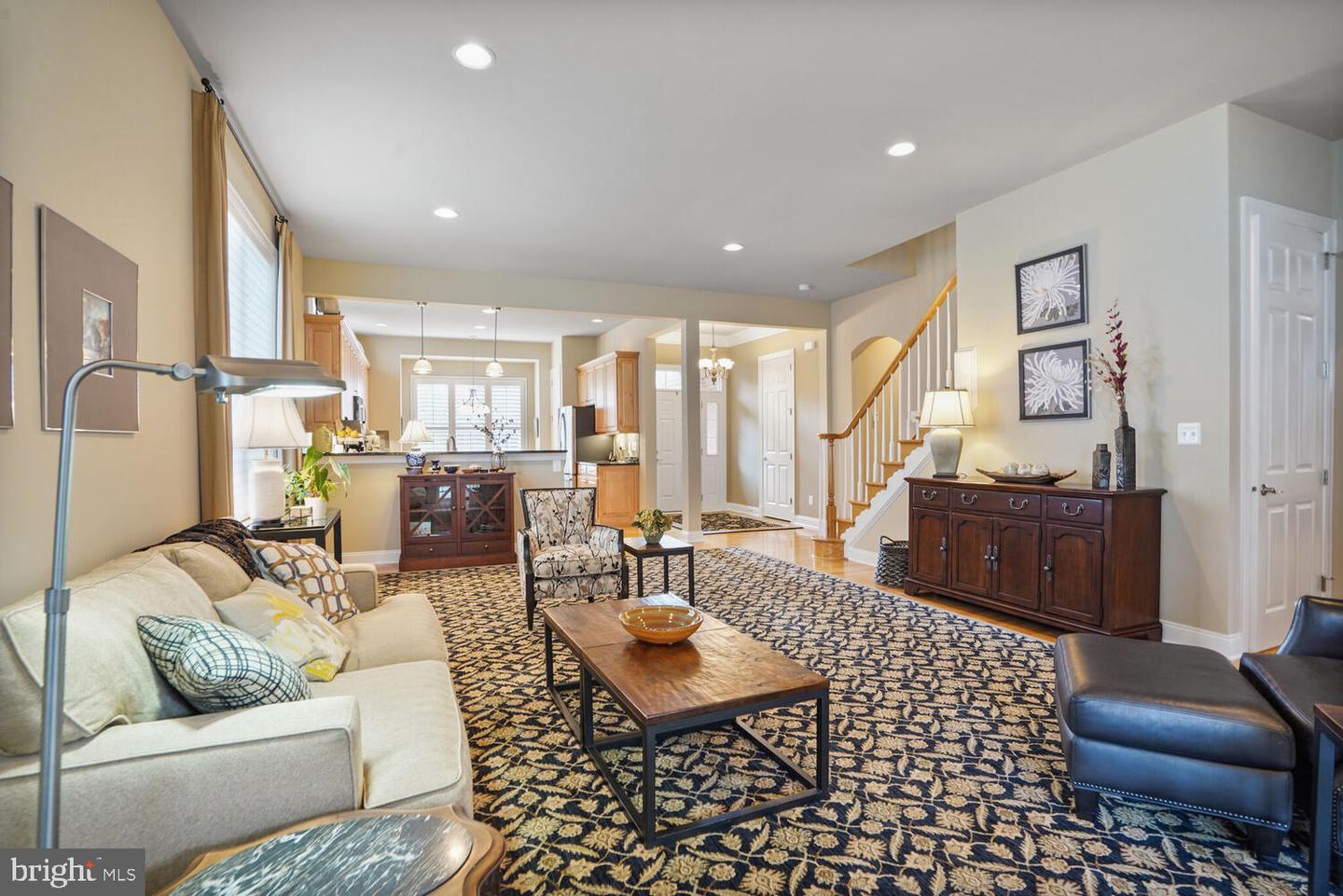 15282 FOG MOUNTAIN CIR, HAYMARKET, Virginia 20169, 3 Bedrooms Bedrooms, ,3 BathroomsBathrooms,Residential,For sale,15282 FOG MOUNTAIN CIR,VAPW2100568 MLS # VAPW2100568