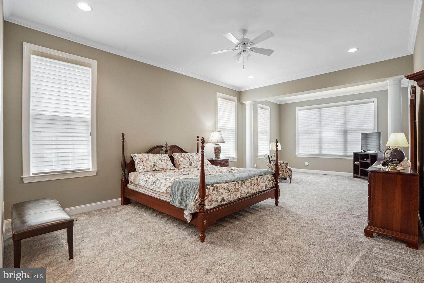 15282 FOG MOUNTAIN CIR, HAYMARKET, Virginia 20169, 3 Bedrooms Bedrooms, ,3 BathroomsBathrooms,Residential,For sale,15282 FOG MOUNTAIN CIR,VAPW2100568 MLS # VAPW2100568