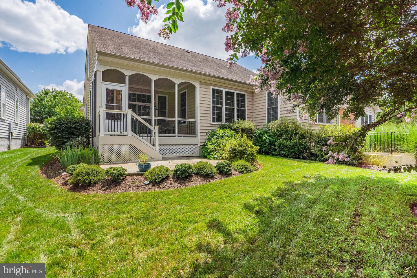 15282 FOG MOUNTAIN CIR, HAYMARKET, Virginia 20169, 3 Bedrooms Bedrooms, ,3 BathroomsBathrooms,Residential,For sale,15282 FOG MOUNTAIN CIR,VAPW2100568 MLS # VAPW2100568