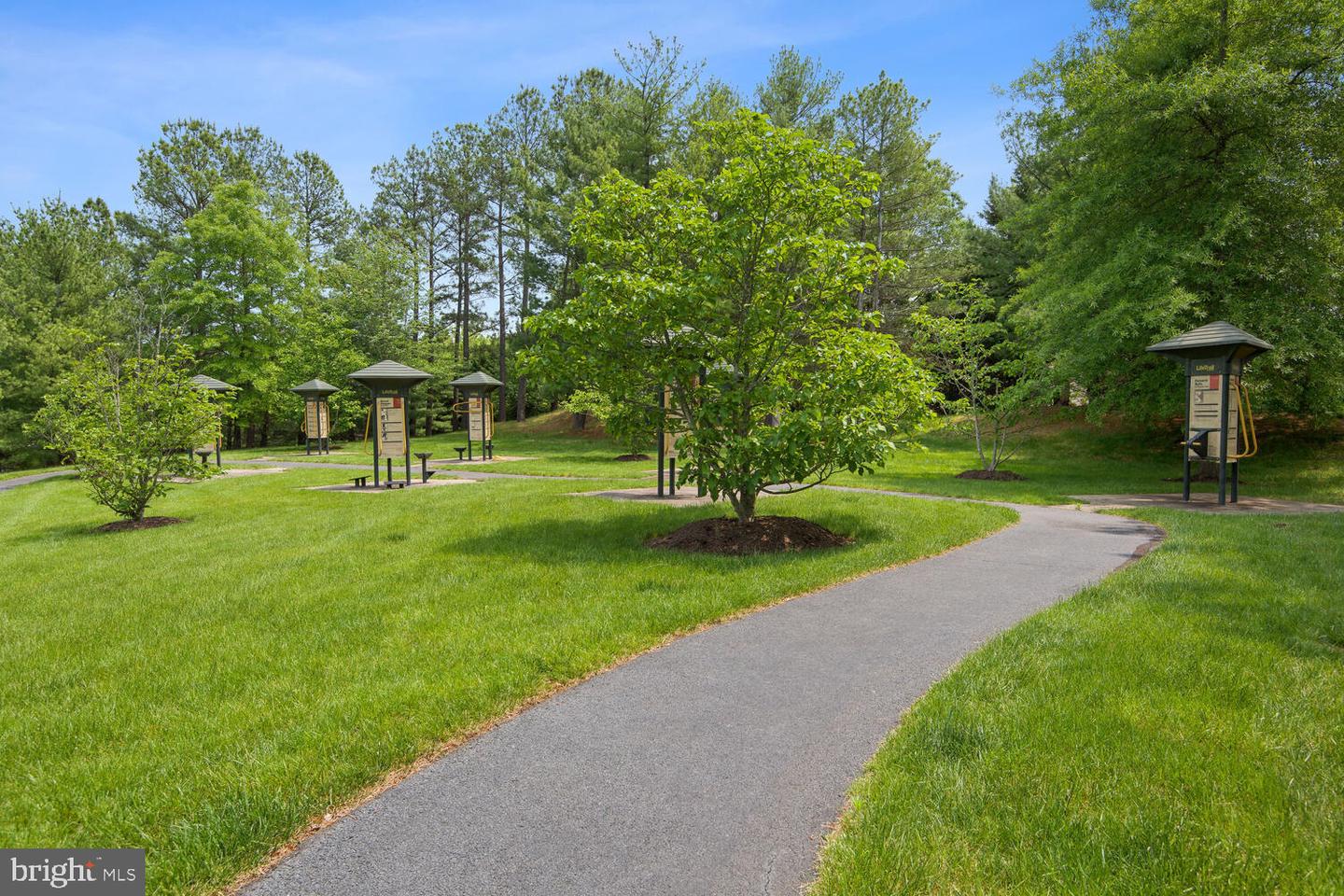 15282 FOG MOUNTAIN CIR, HAYMARKET, Virginia 20169, 3 Bedrooms Bedrooms, ,3 BathroomsBathrooms,Residential,For sale,15282 FOG MOUNTAIN CIR,VAPW2100568 MLS # VAPW2100568