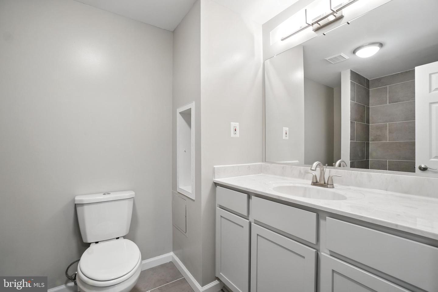 8 CARISSA CT, STAFFORD, Virginia 22554, 5 Bedrooms Bedrooms, ,3 BathroomsBathrooms,Residential,For sale,8 CARISSA CT,VAST2041446 MLS # VAST2041446