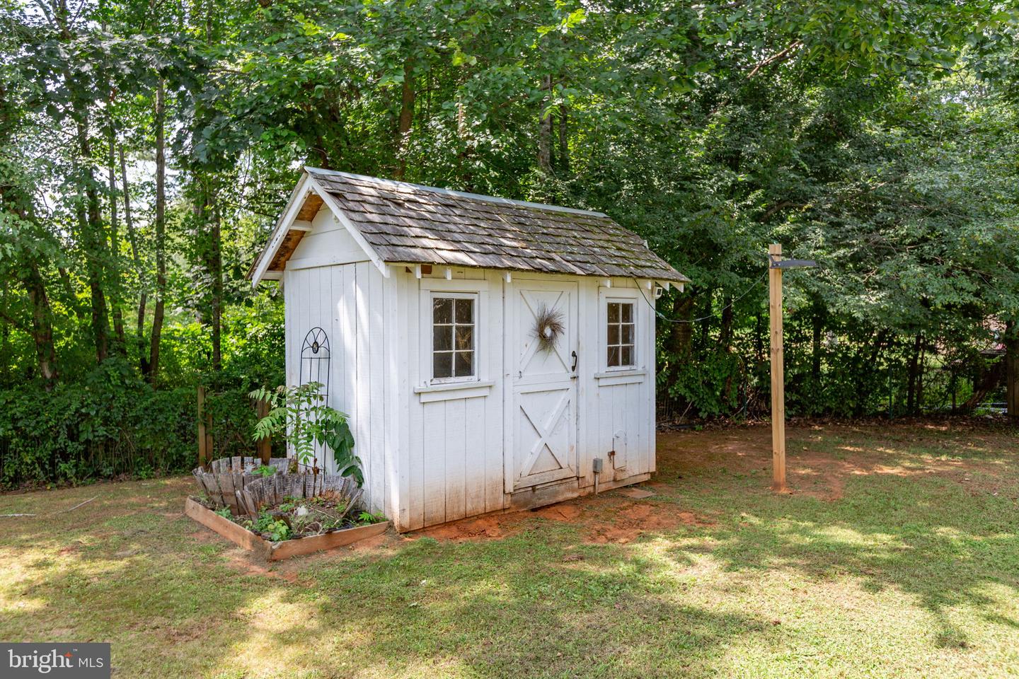 10106 BATTLEGROUND CT, SPOTSYLVANIA, Virginia 22553, 4 Bedrooms Bedrooms, ,2 BathroomsBathrooms,Residential,For sale,10106 BATTLEGROUND CT,VASP2035242 MLS # VASP2035242