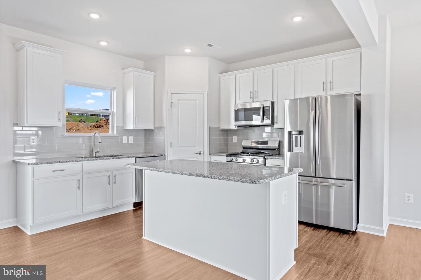 9532 SCHOOL ST, MANASSAS, Virginia 20110, 4 Bedrooms Bedrooms, 8 Rooms Rooms,2 BathroomsBathrooms,Residential,For sale,9532 SCHOOL ST,VAMN2009168 MLS # VAMN2009168