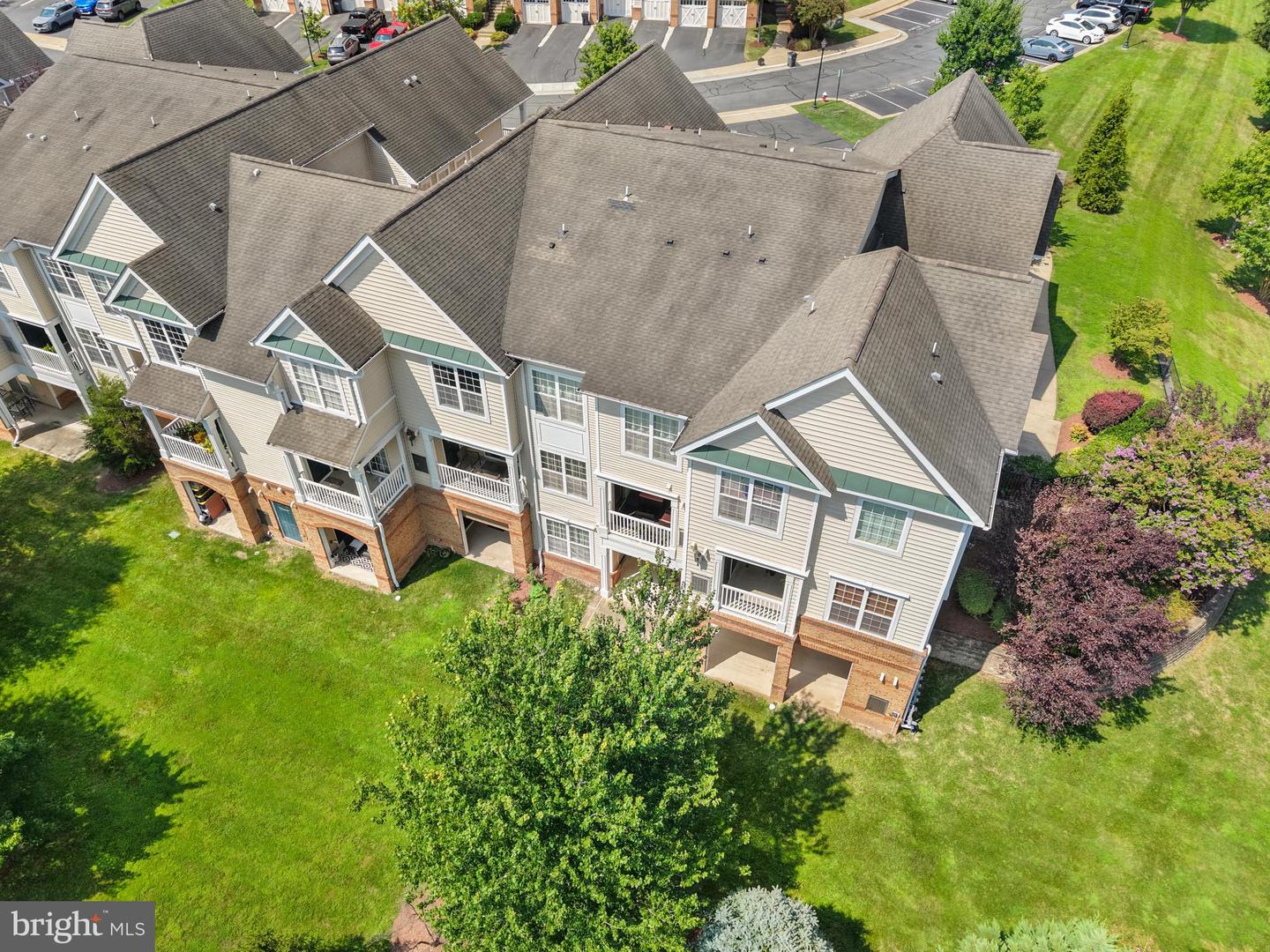 43890 HICKORY CORNER TER #103, ASHBURN, Virginia 20147, 2 Bedrooms Bedrooms, ,2 BathroomsBathrooms,Residential,For sale,43890 HICKORY CORNER TER #103,VALO2104148 MLS # VALO2104148