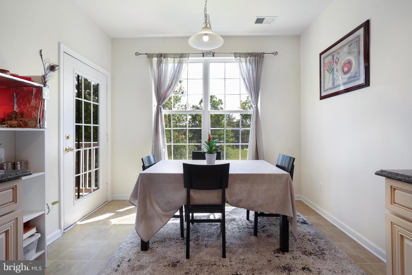 43890 HICKORY CORNER TER #103, ASHBURN, Virginia 20147, 2 Bedrooms Bedrooms, ,2 BathroomsBathrooms,Residential,For sale,43890 HICKORY CORNER TER #103,VALO2104148 MLS # VALO2104148