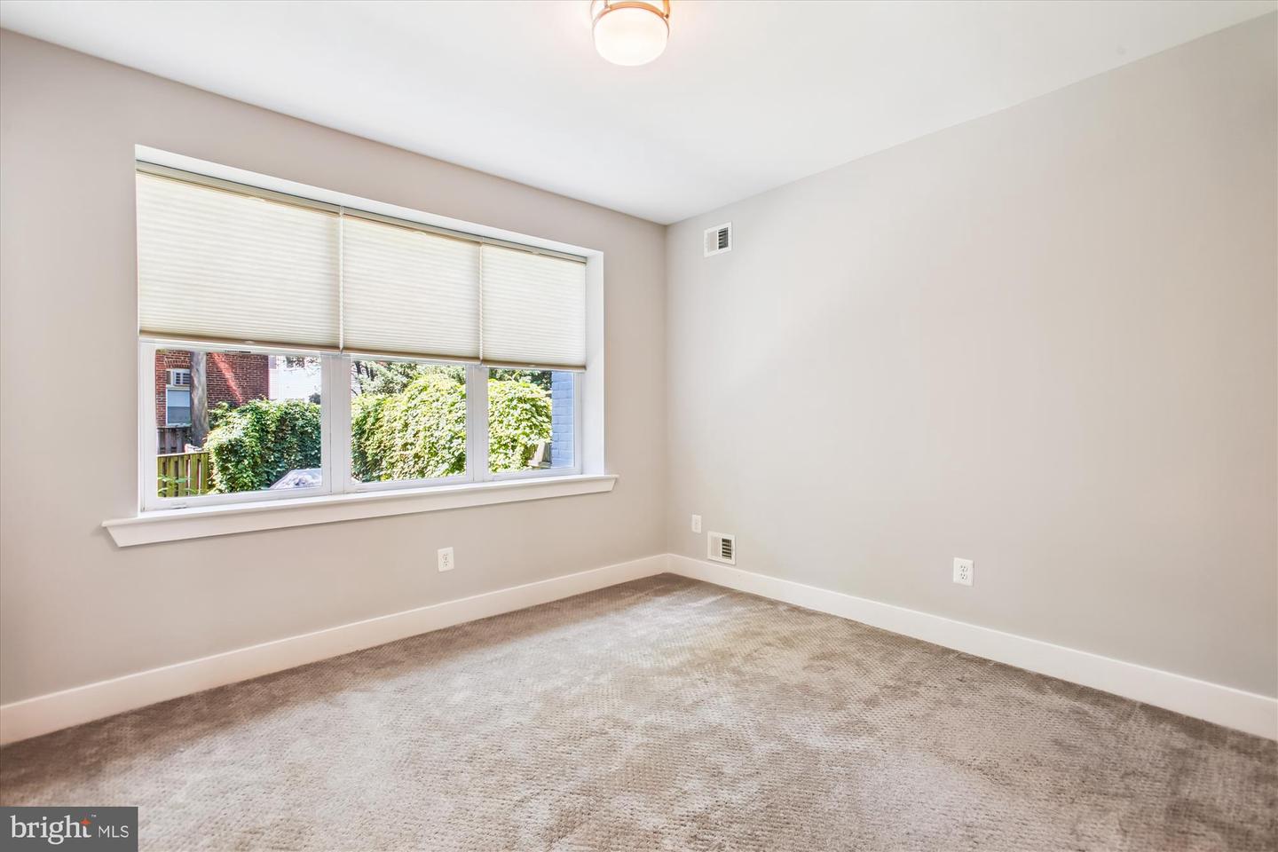 3404 13TH ST NW #102, WASHINGTON, District Of Columbia 20010, 2 Bedrooms Bedrooms, ,2 BathroomsBathrooms,Residential,For sale,3404 13TH ST NW #102,DCDC2214380 MLS # DCDC2214380