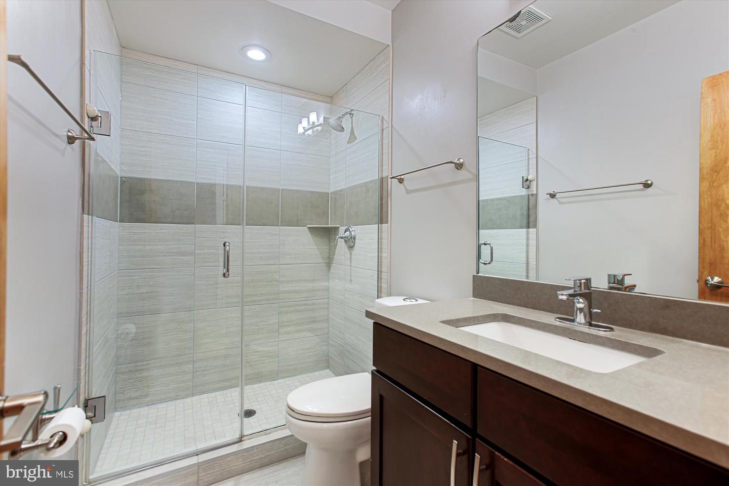 3404 13TH ST NW #102, WASHINGTON, District Of Columbia 20010, 2 Bedrooms Bedrooms, ,2 BathroomsBathrooms,Residential,For sale,3404 13TH ST NW #102,DCDC2214380 MLS # DCDC2214380