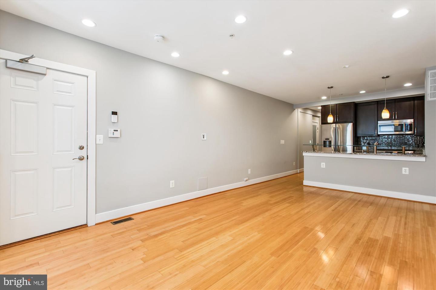 3404 13TH ST NW #102, WASHINGTON, District Of Columbia 20010, 2 Bedrooms Bedrooms, ,2 BathroomsBathrooms,Residential,For sale,3404 13TH ST NW #102,DCDC2214380 MLS # DCDC2214380