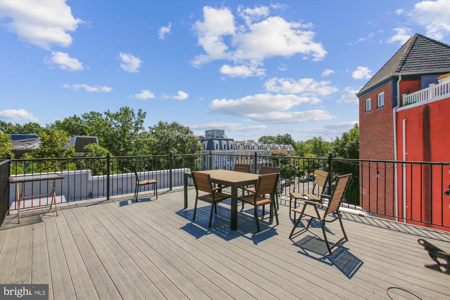 3404 13TH ST NW #102, WASHINGTON, District Of Columbia 20010, 2 Bedrooms Bedrooms, ,2 BathroomsBathrooms,Residential,For sale,3404 13TH ST NW #102,DCDC2214380 MLS # DCDC2214380