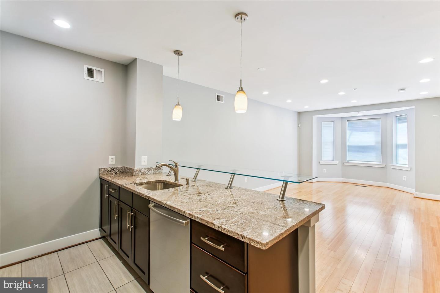 3404 13TH ST NW #102, WASHINGTON, District Of Columbia 20010, 2 Bedrooms Bedrooms, ,2 BathroomsBathrooms,Residential,For sale,3404 13TH ST NW #102,DCDC2214380 MLS # DCDC2214380