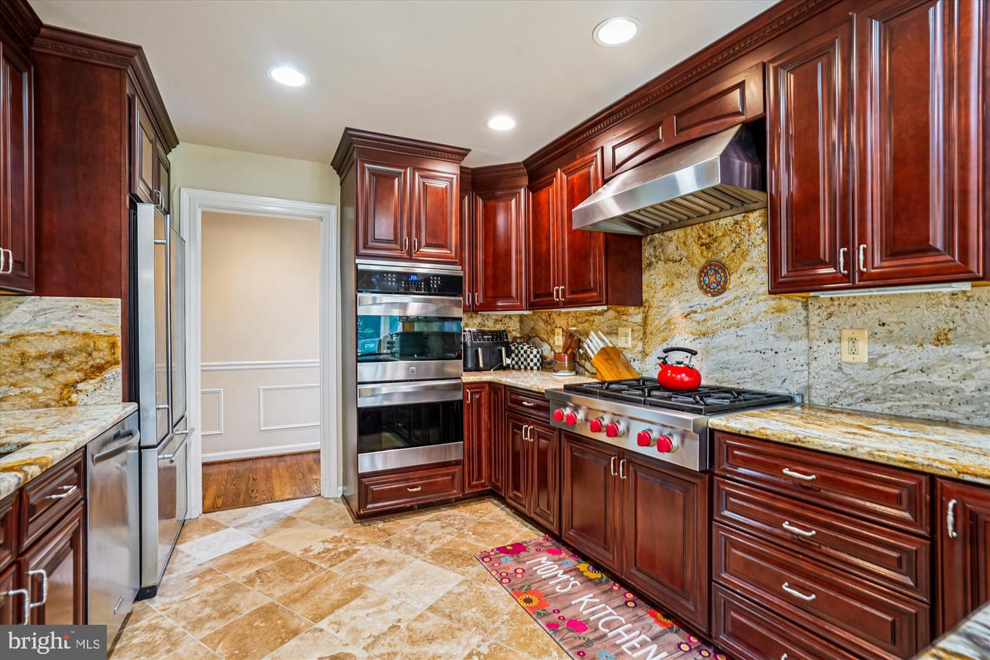 9424 BRIAN JAC LN, GREAT FALLS, Virginia 22066, 4 Bedrooms Bedrooms, ,3 BathroomsBathrooms,Residential,For sale,9424 BRIAN JAC LN,VAFX2260196 MLS # VAFX2260196