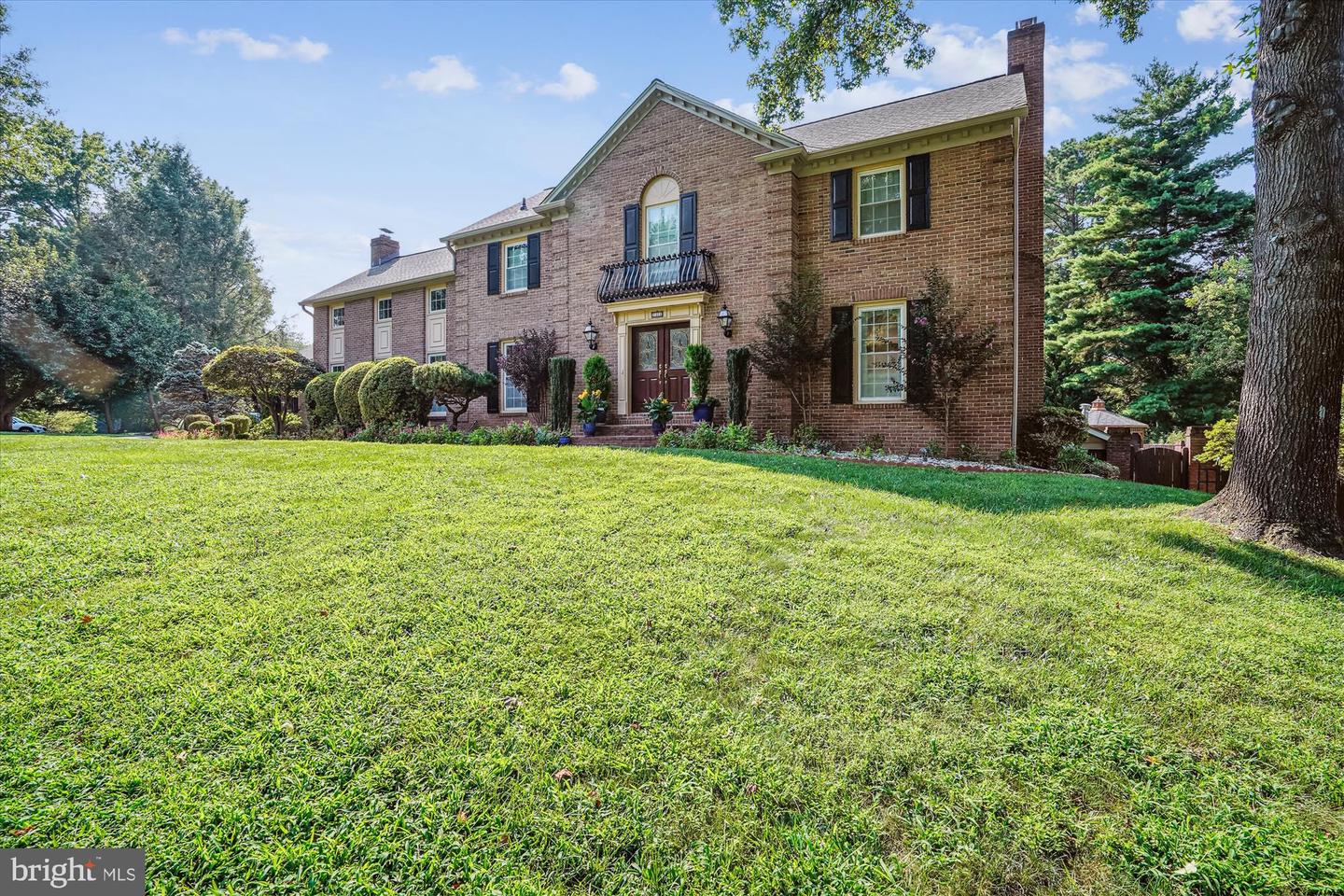 9424 BRIAN JAC LN, GREAT FALLS, Virginia 22066, 4 Bedrooms Bedrooms, ,3 BathroomsBathrooms,Residential,For sale,9424 BRIAN JAC LN,VAFX2260196 MLS # VAFX2260196