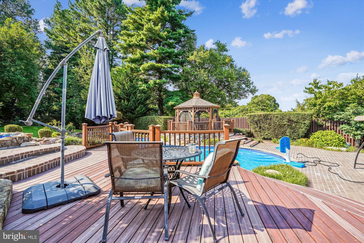9424 BRIAN JAC LN, GREAT FALLS, Virginia 22066, 4 Bedrooms Bedrooms, ,3 BathroomsBathrooms,Residential,For sale,9424 BRIAN JAC LN,VAFX2260196 MLS # VAFX2260196