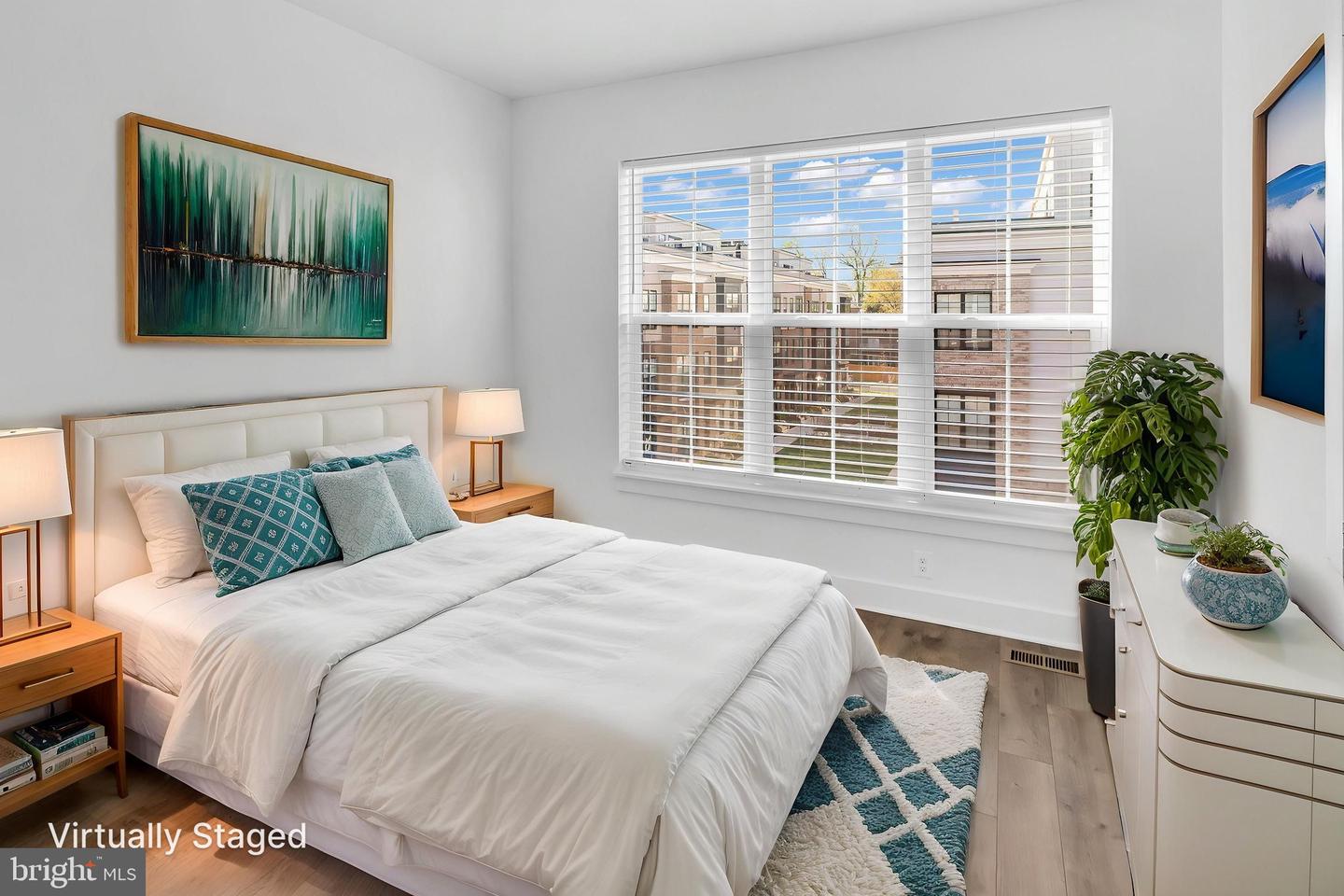 7354 BLADE DR, FALLS CHURCH, Virginia 22042, 2 Bedrooms Bedrooms, ,2 BathroomsBathrooms,Residential,For sale,7354 BLADE DR,VAFX2260296 MLS # VAFX2260296