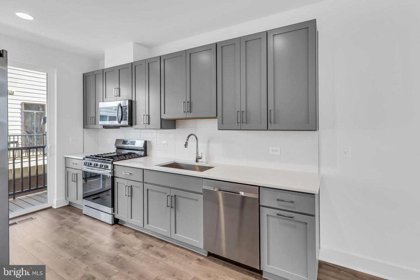 7354 BLADE DR, FALLS CHURCH, Virginia 22042, 2 Bedrooms Bedrooms, ,2 BathroomsBathrooms,Residential,For sale,7354 BLADE DR,VAFX2260296 MLS # VAFX2260296