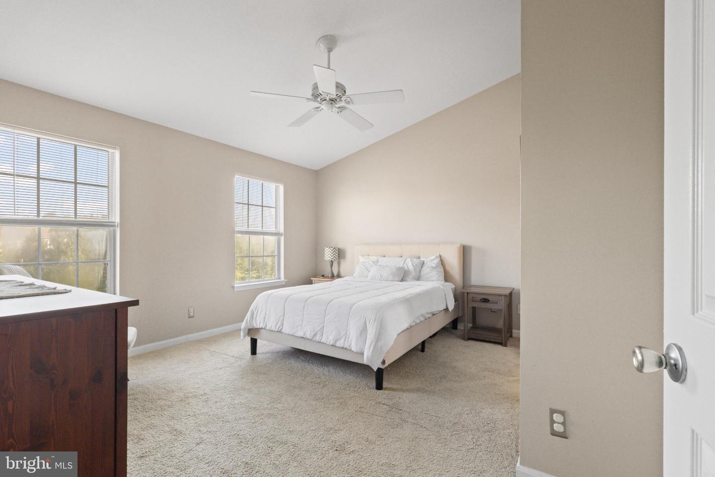 8165 HALLEY CT #301, LORTON, Virginia 22079, 2 Bedrooms Bedrooms, 9 Rooms Rooms,2 BathroomsBathrooms,Residential,For sale,8165 HALLEY CT #301,VAFX2260548 MLS # VAFX2260548