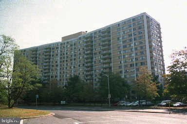 301 N BEAUREGARD ST #209, ALEXANDRIA, Virginia 22312, 1 Bedroom Bedrooms, ,1 BathroomBathrooms,Residential,For sale,301 N BEAUREGARD ST #209,VAAX2048472 MLS # VAAX2048472