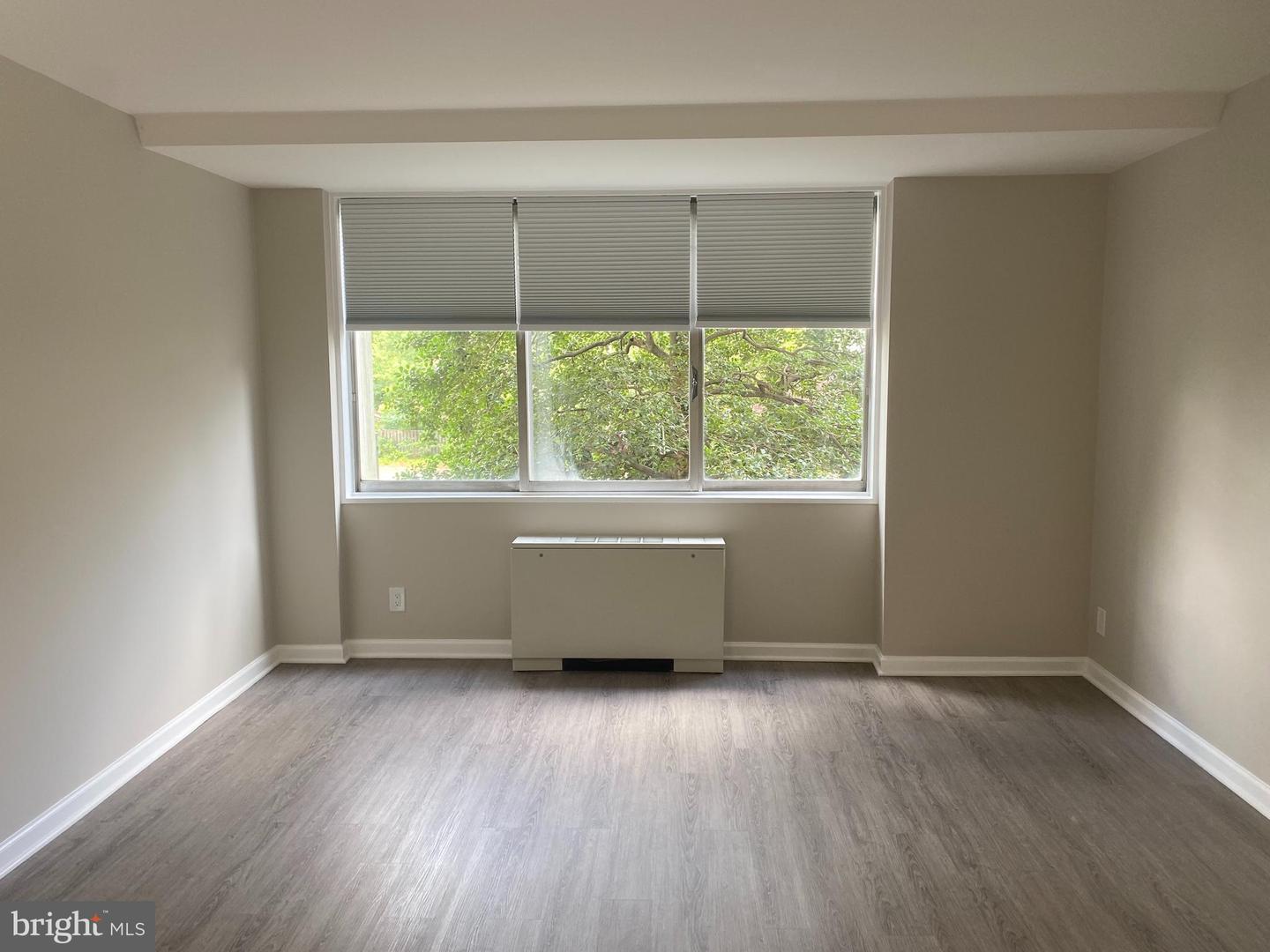 301 N BEAUREGARD ST #209, ALEXANDRIA, Virginia 22312, 1 Bedroom Bedrooms, ,1 BathroomBathrooms,Residential,For sale,301 N BEAUREGARD ST #209,VAAX2048472 MLS # VAAX2048472