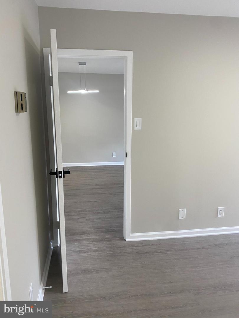 301 N BEAUREGARD ST #209, ALEXANDRIA, Virginia 22312, 1 Bedroom Bedrooms, ,1 BathroomBathrooms,Residential,For sale,301 N BEAUREGARD ST #209,VAAX2048472 MLS # VAAX2048472