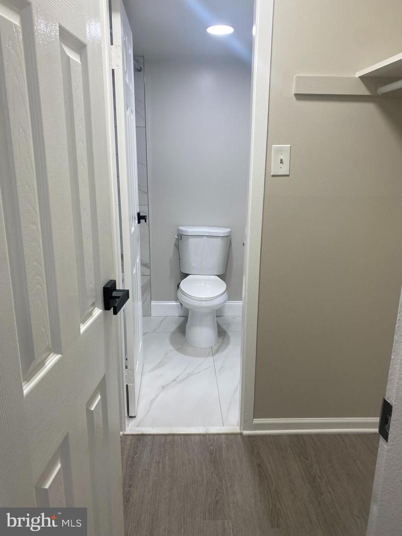 301 N BEAUREGARD ST #209, ALEXANDRIA, Virginia 22312, 1 Bedroom Bedrooms, ,1 BathroomBathrooms,Residential,For sale,301 N BEAUREGARD ST #209,VAAX2048472 MLS # VAAX2048472