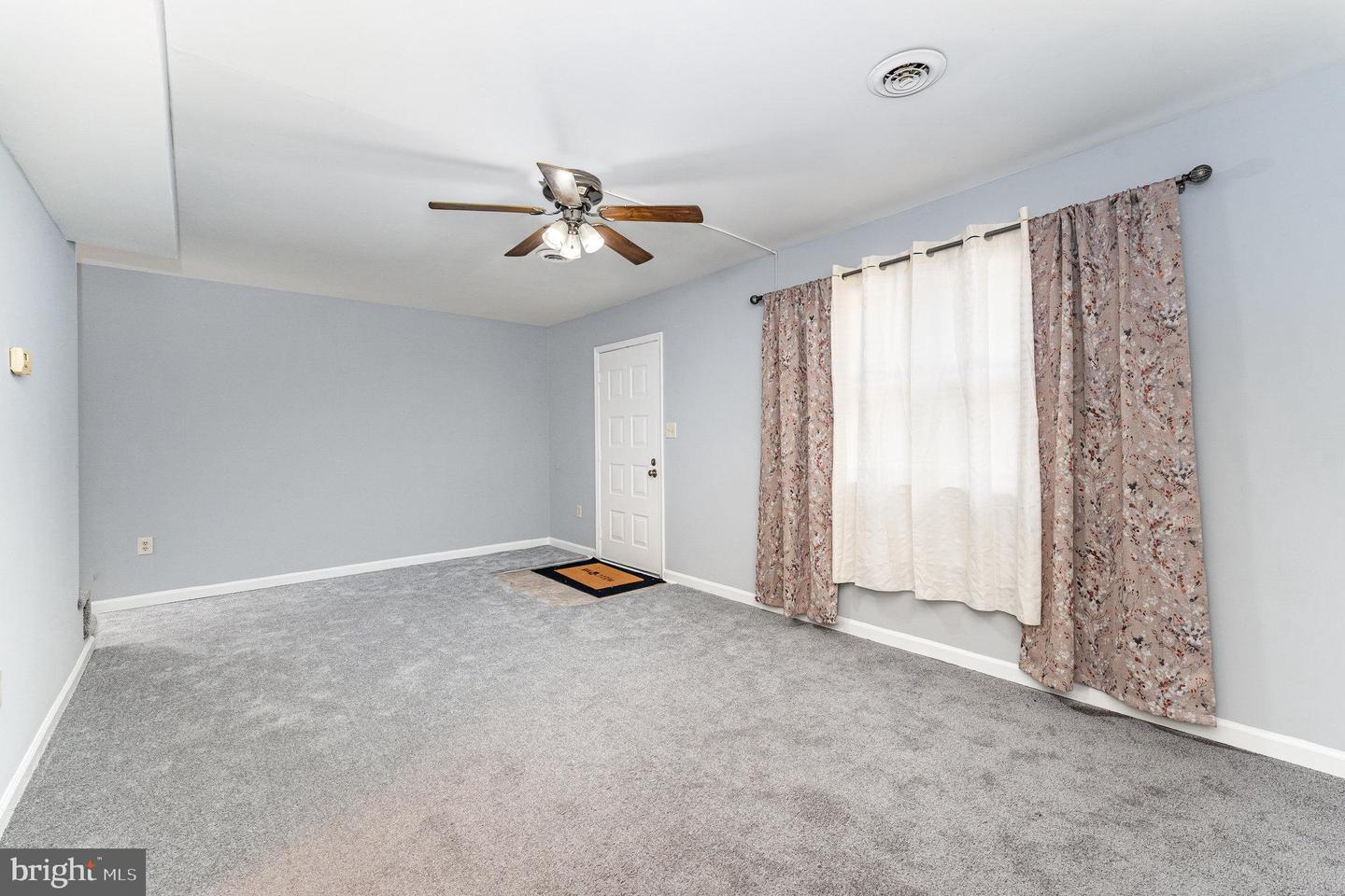 404 POOL DR, SPOTSYLVANIA, Virginia 22551, 3 Bedrooms Bedrooms, 8 Rooms Rooms,1 BathroomBathrooms,Residential,For sale,404 POOL DR,VASP2035410 MLS # VASP2035410
