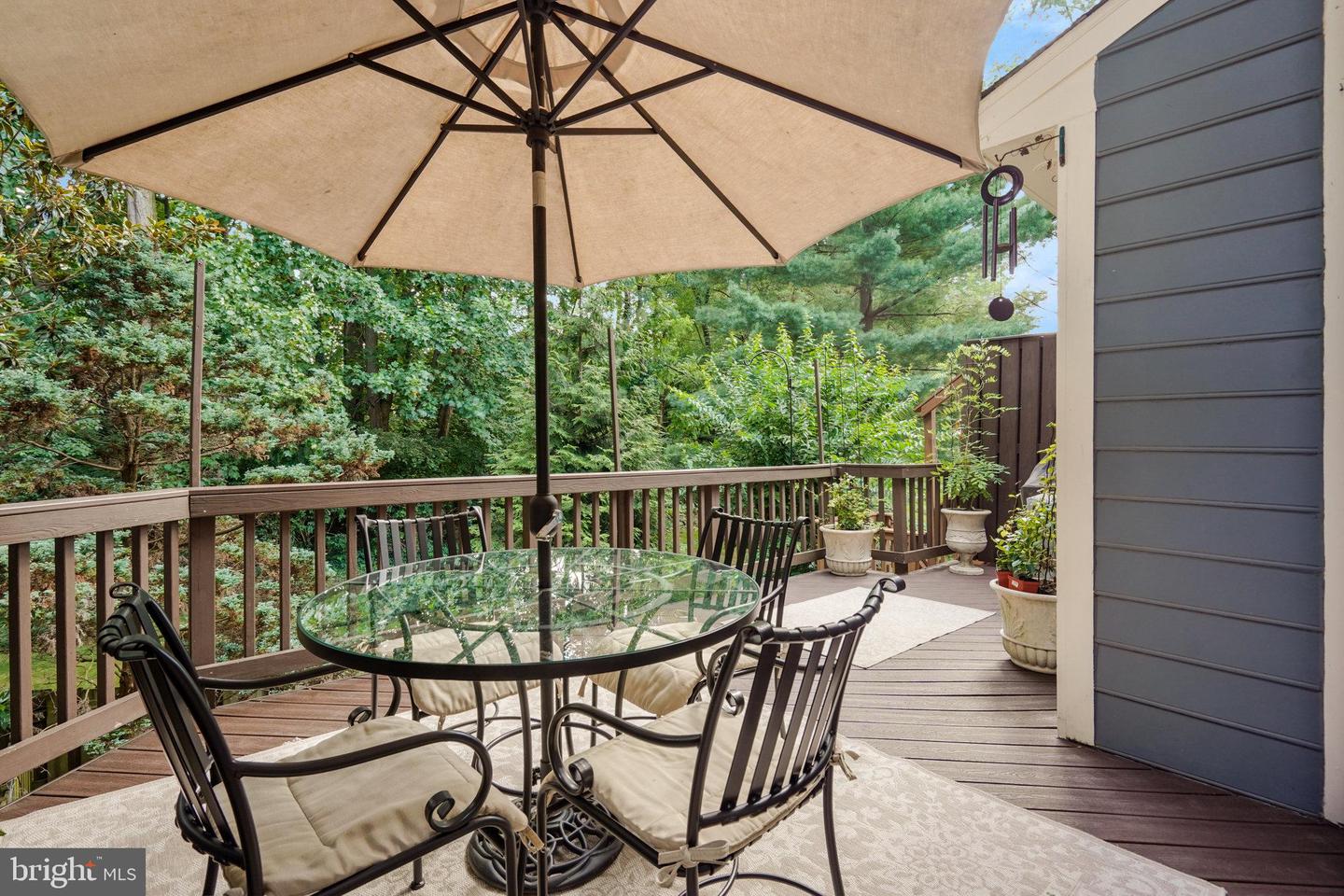 6840 MCLEAN PROVINCE CIR, FALLS CHURCH, Virginia 22043, 3 Bedrooms Bedrooms, 9 Rooms Rooms,2 BathroomsBathrooms,Residential,For sale,6840 MCLEAN PROVINCE CIR,VAFX2260798 MLS # VAFX2260798