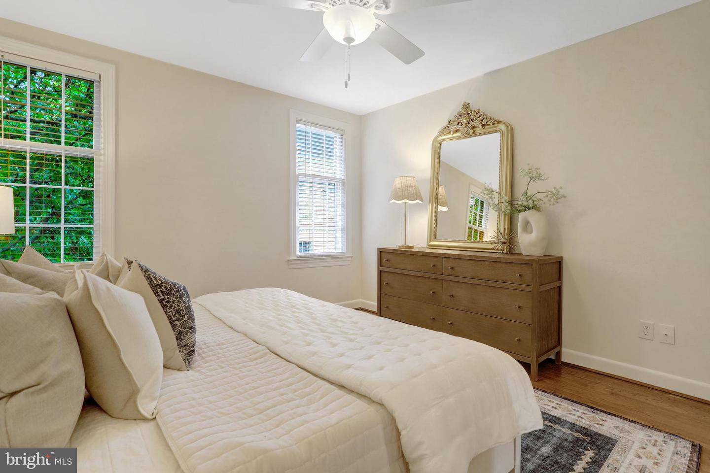 516 GIBBON ST, ALEXANDRIA, Virginia 22314, 3 Bedrooms Bedrooms, ,2 BathroomsBathrooms,Residential,For sale,516 GIBBON ST,VAAX2048528 MLS # VAAX2048528