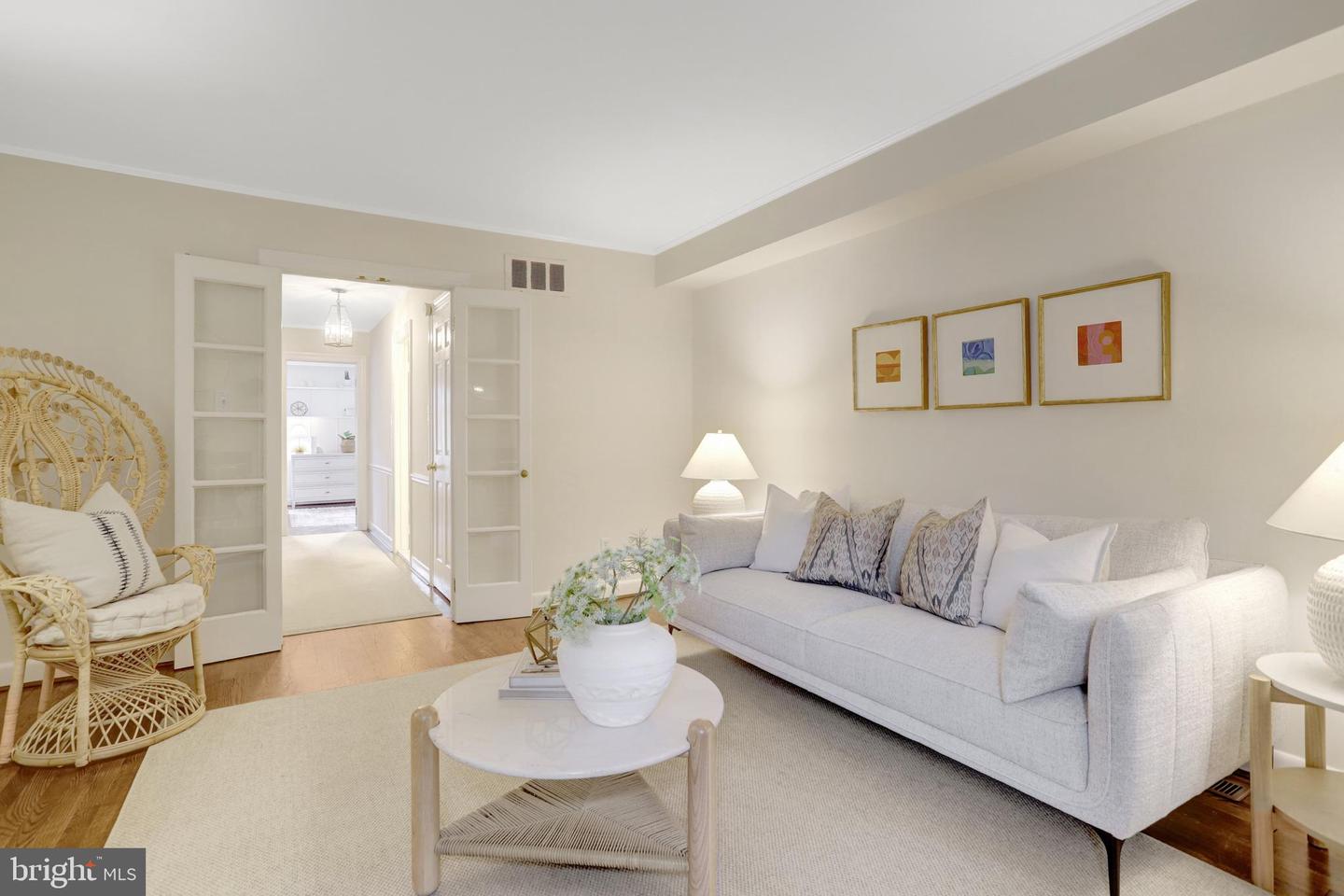 516 GIBBON ST, ALEXANDRIA, Virginia 22314, 3 Bedrooms Bedrooms, ,2 BathroomsBathrooms,Residential,For sale,516 GIBBON ST,VAAX2048528 MLS # VAAX2048528