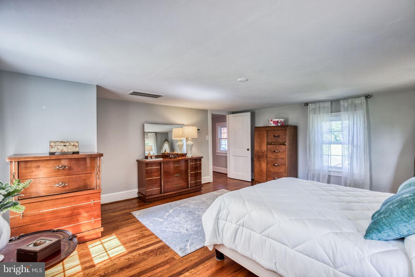 1815 COUNTRY RD, BEAVERDAM, Virginia 23015, 3 Bedrooms Bedrooms, ,2 BathroomsBathrooms,Residential,For sale,1815 COUNTRY RD,VACV2008672 MLS # VACV2008672