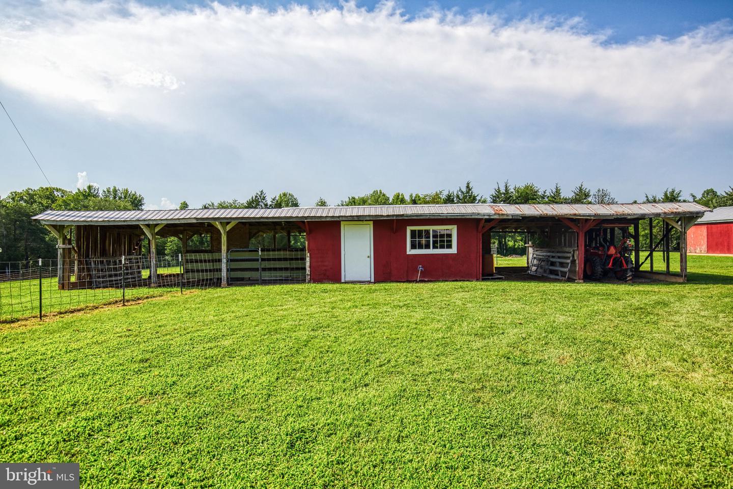 1815 COUNTRY RD, BEAVERDAM, Virginia 23015, 3 Bedrooms Bedrooms, ,2 BathroomsBathrooms,Residential,For sale,1815 COUNTRY RD,VACV2008672 MLS # VACV2008672