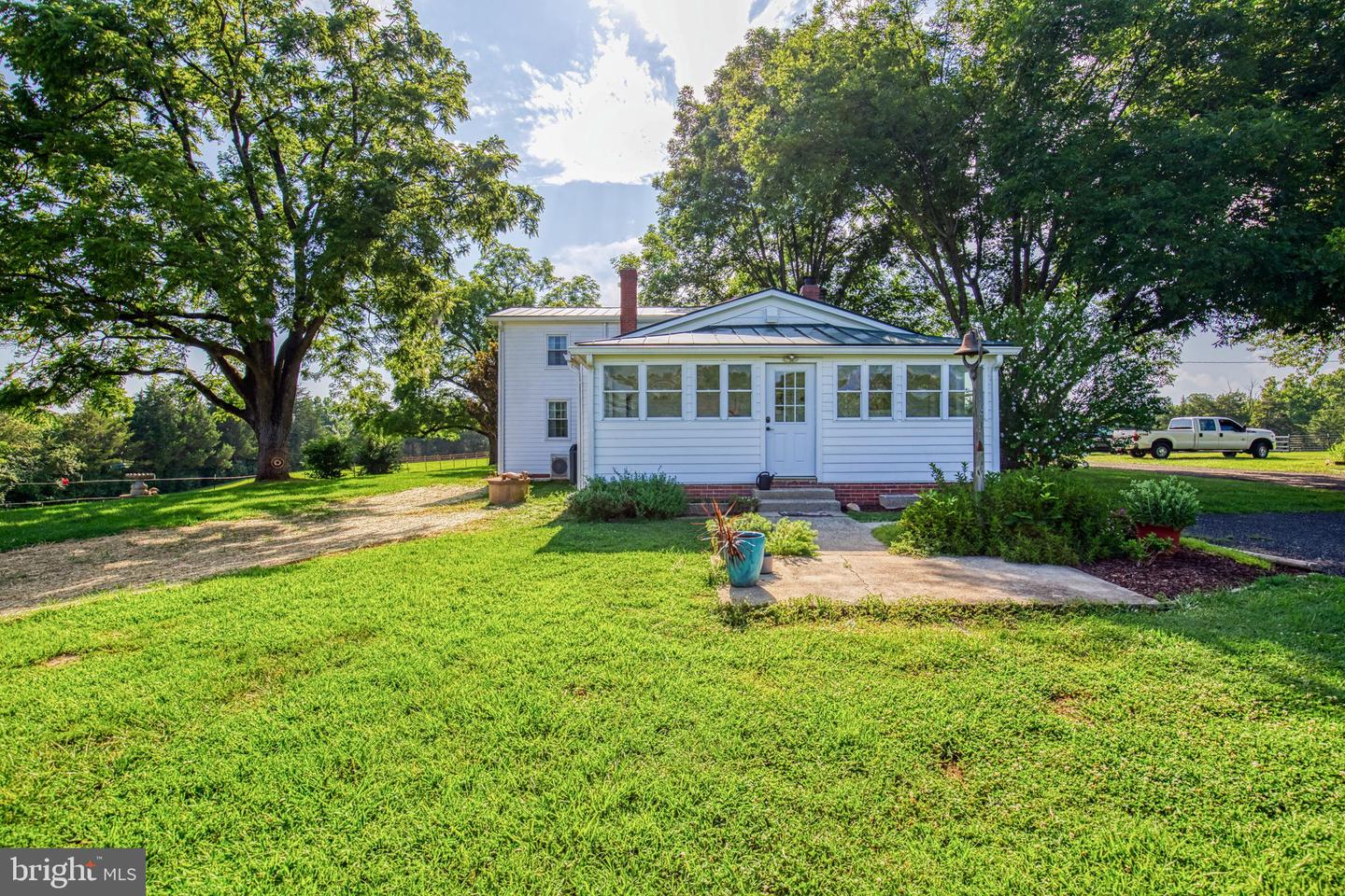 1815 COUNTRY RD, BEAVERDAM, Virginia 23015, 3 Bedrooms Bedrooms, ,2 BathroomsBathrooms,Residential,For sale,1815 COUNTRY RD,VACV2008672 MLS # VACV2008672