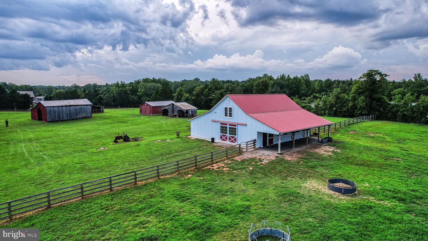 1815 COUNTRY RD, BEAVERDAM, Virginia 23015, 3 Bedrooms Bedrooms, ,2 BathroomsBathrooms,Residential,For sale,1815 COUNTRY RD,VACV2008672 MLS # VACV2008672