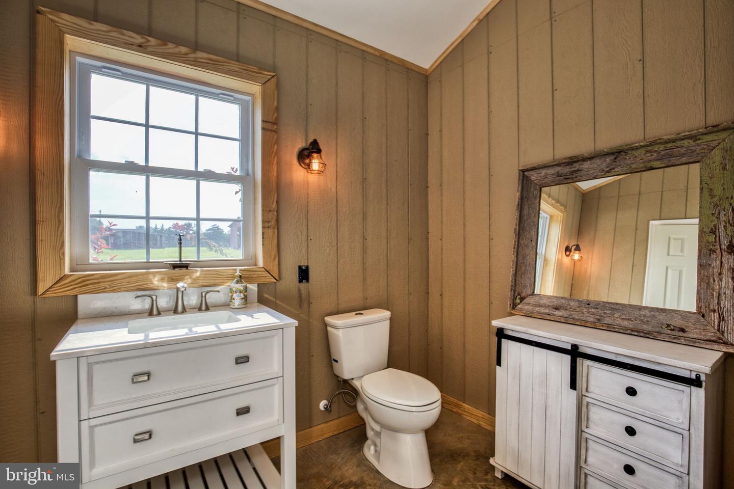 1815 COUNTRY RD, BEAVERDAM, Virginia 23015, 3 Bedrooms Bedrooms, ,2 BathroomsBathrooms,Residential,For sale,1815 COUNTRY RD,VACV2008672 MLS # VACV2008672