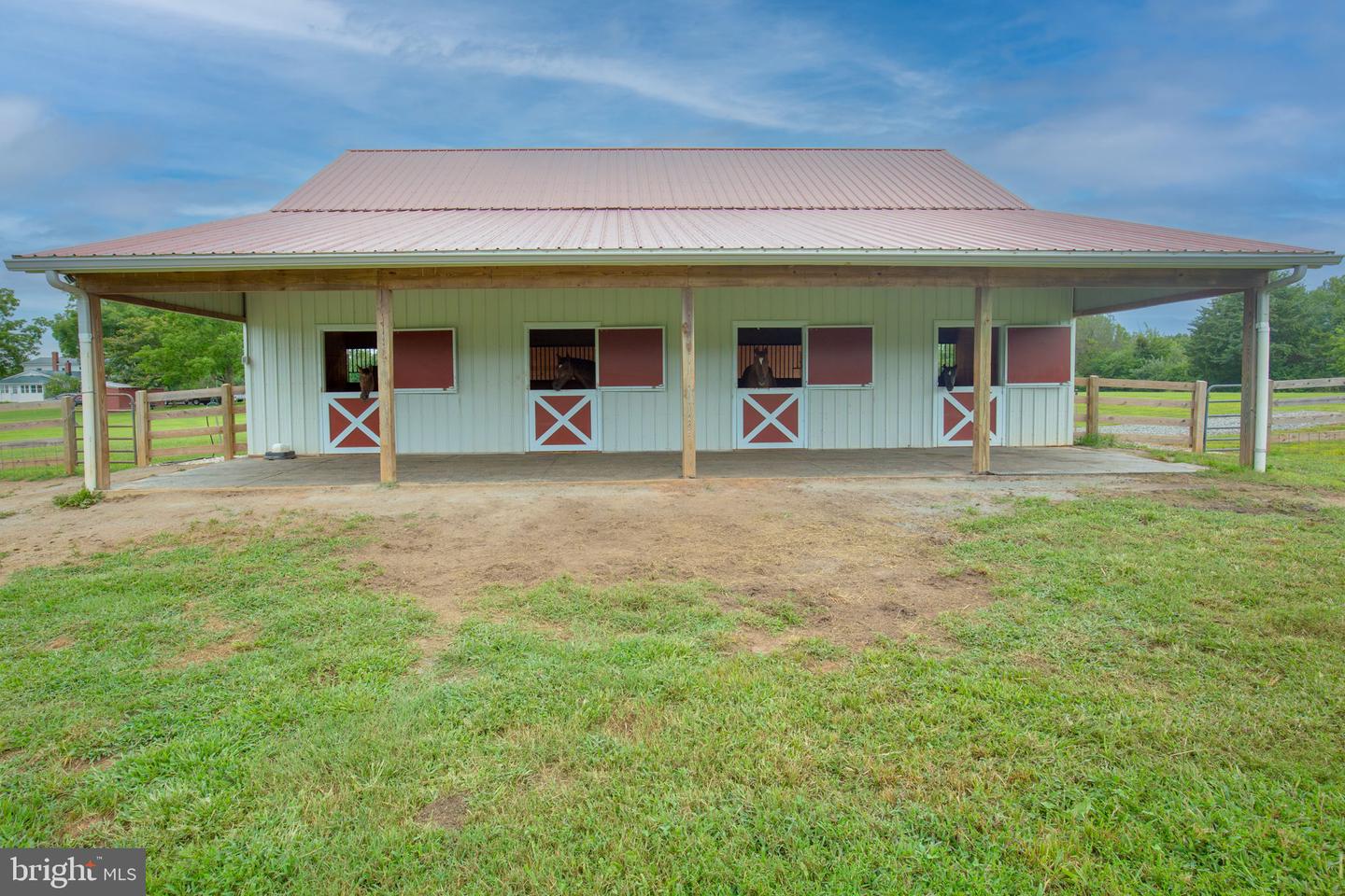 1815 COUNTRY RD, BEAVERDAM, Virginia 23015, 3 Bedrooms Bedrooms, ,2 BathroomsBathrooms,Residential,For sale,1815 COUNTRY RD,VACV2008672 MLS # VACV2008672