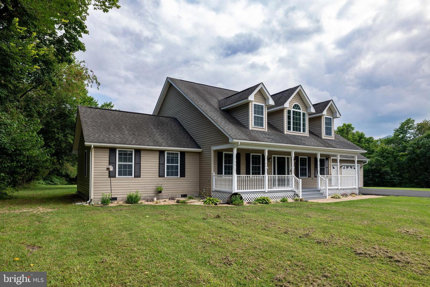 413 AYLOR GRUBBS AVE, STANLEY, Virginia 22851, 5 Bedrooms Bedrooms, ,2 BathroomsBathrooms,Residential,For sale,413 AYLOR GRUBBS AVE,VAPA2005260 MLS # VAPA2005260