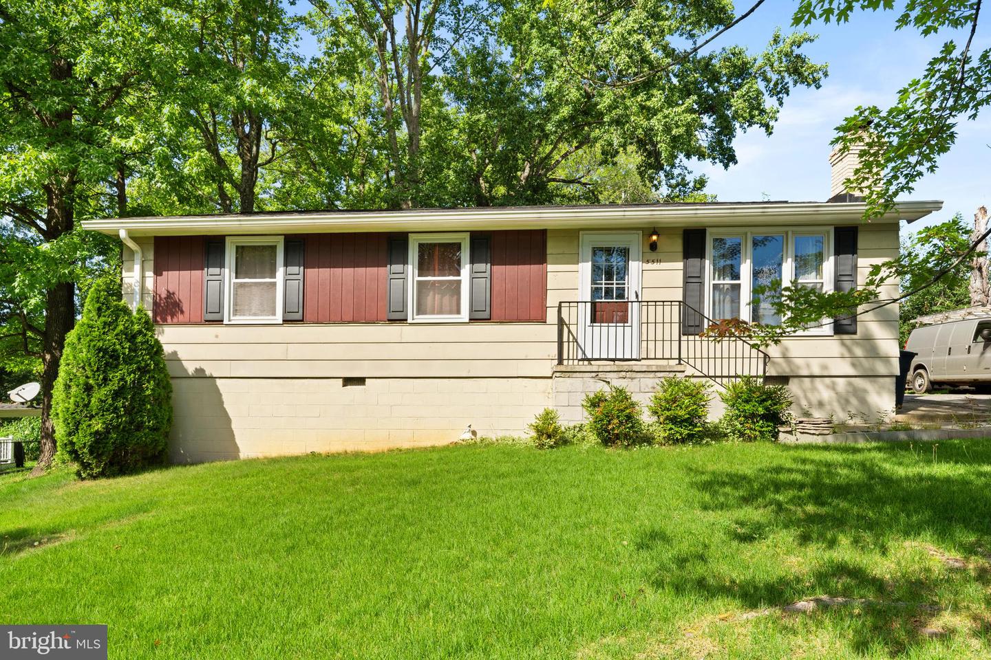 5511 CAROUSEL ST, FREDERICKSBURG, Virginia 22407, 3 Bedrooms Bedrooms, ,1 BathroomBathrooms,Residential,For sale,5511 CAROUSEL ST,VASP2035454 MLS # VASP2035454