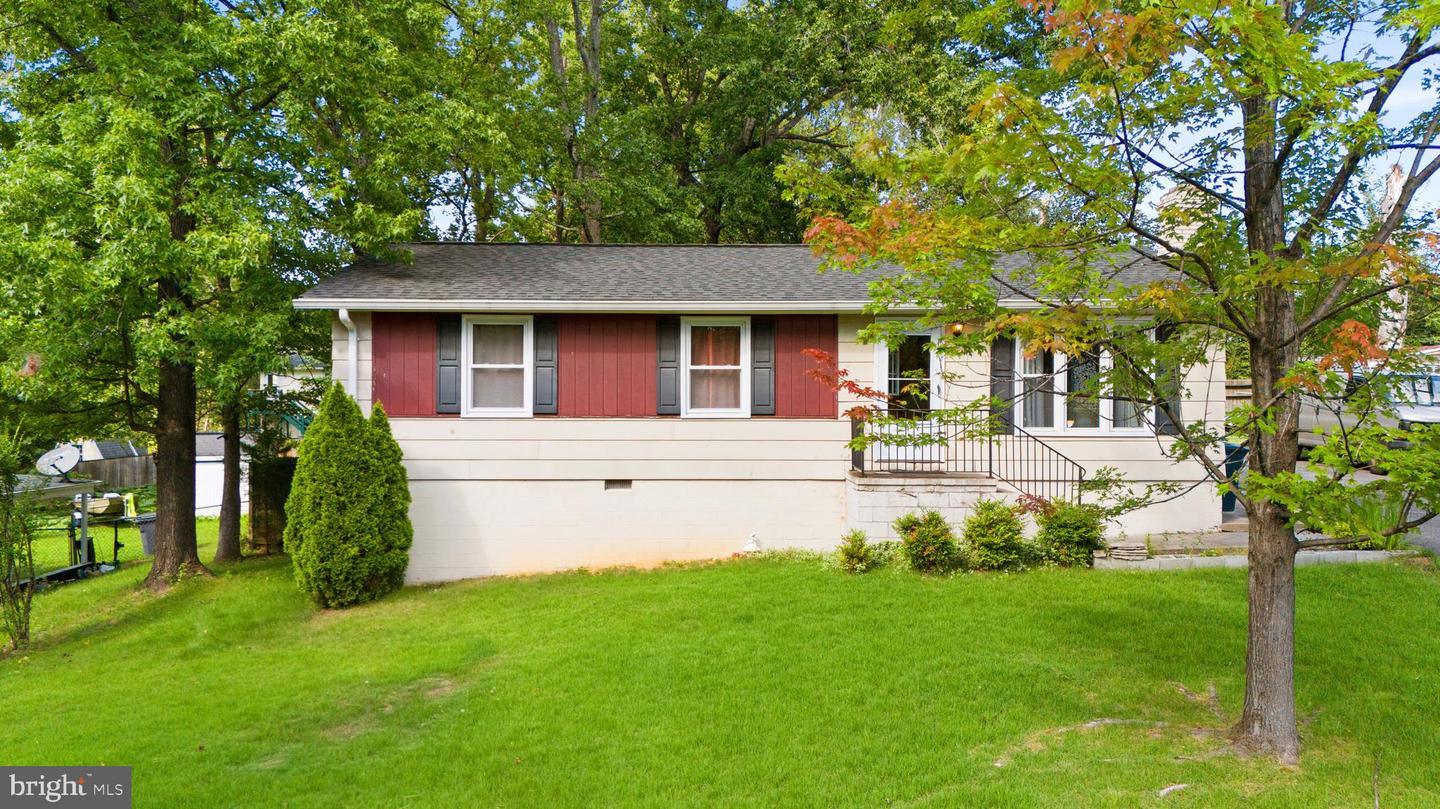 5511 CAROUSEL ST, FREDERICKSBURG, Virginia 22407, 3 Bedrooms Bedrooms, ,1 BathroomBathrooms,Residential,For sale,5511 CAROUSEL ST,VASP2035454 MLS # VASP2035454
