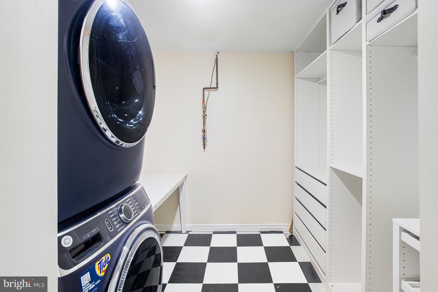 15376 GATEHOUSE TER, WOODBRIDGE, Virginia 22191, 3 Bedrooms Bedrooms, ,2 BathroomsBathrooms,Residential,For sale,15376 GATEHOUSE TER,VAPW2101442 MLS # VAPW2101442