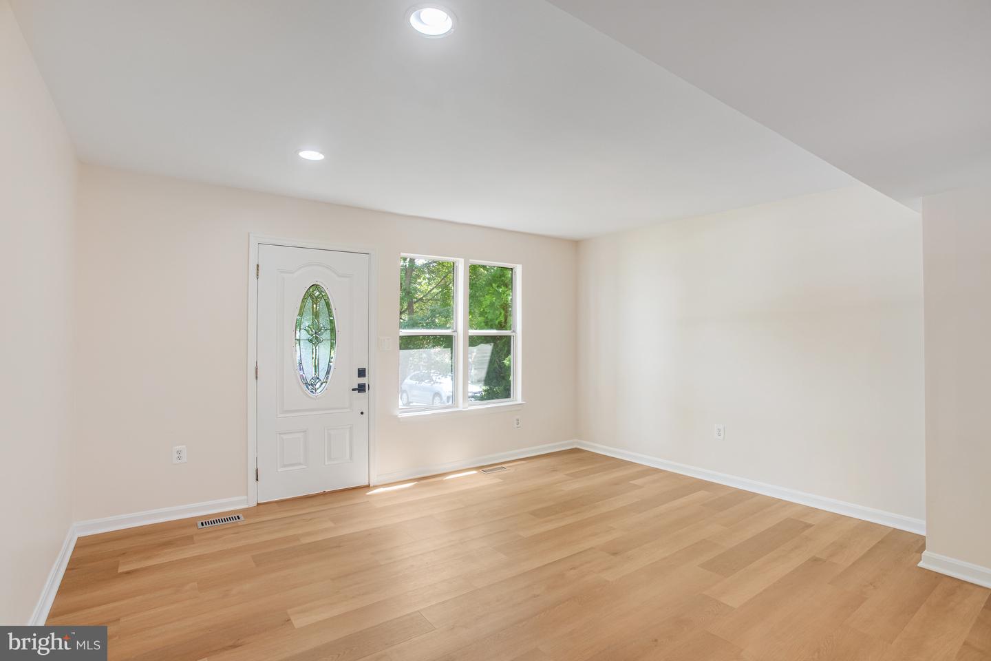 15376 GATEHOUSE TER, WOODBRIDGE, Virginia 22191, 3 Bedrooms Bedrooms, ,2 BathroomsBathrooms,Residential,For sale,15376 GATEHOUSE TER,VAPW2101442 MLS # VAPW2101442