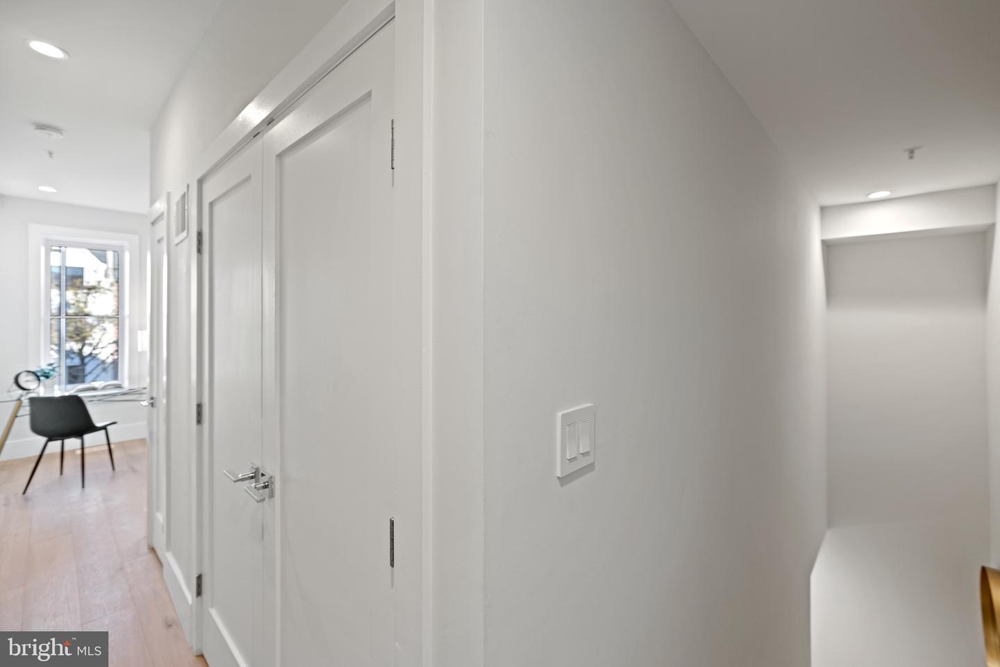 1128 6TH ST NW #3, WASHINGTON, District Of Columbia 20001, 1 Bedroom Bedrooms, ,1 BathroomBathrooms,Residential,For sale,1128 6TH ST NW #3,DCDC2215048 MLS # DCDC2215048