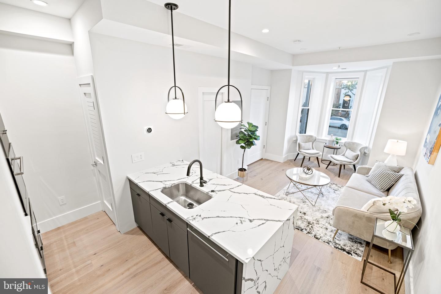 1128 6TH ST NW #3, WASHINGTON, District Of Columbia 20001, 1 Bedroom Bedrooms, ,1 BathroomBathrooms,Residential,For sale,1128 6TH ST NW #3,DCDC2215048 MLS # DCDC2215048