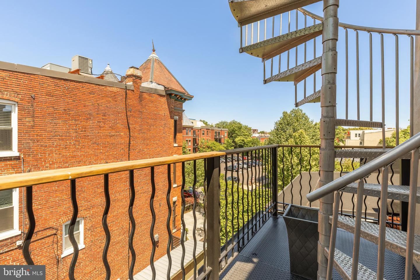 2728 13TH ST NW, WASHINGTON, District Of Columbia 20009, 5 Bedrooms Bedrooms, ,3 BathroomsBathrooms,Residential,For sale,2728 13TH ST NW,DCDC2215060 MLS # DCDC2215060