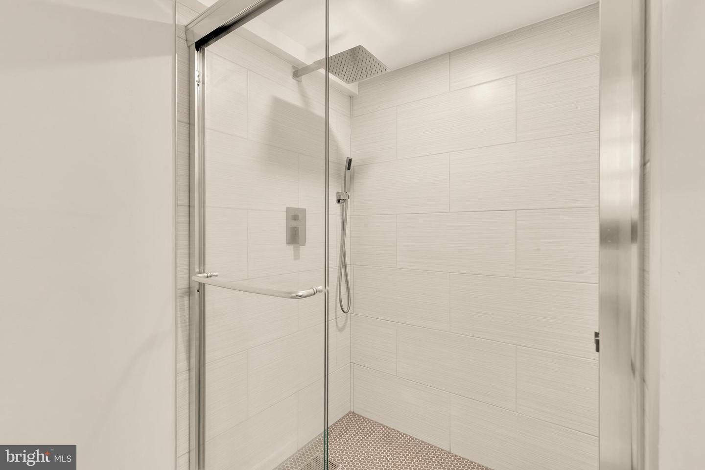 2728 13TH ST NW, WASHINGTON, District Of Columbia 20009, 5 Bedrooms Bedrooms, ,3 BathroomsBathrooms,Residential,For sale,2728 13TH ST NW,DCDC2215060 MLS # DCDC2215060