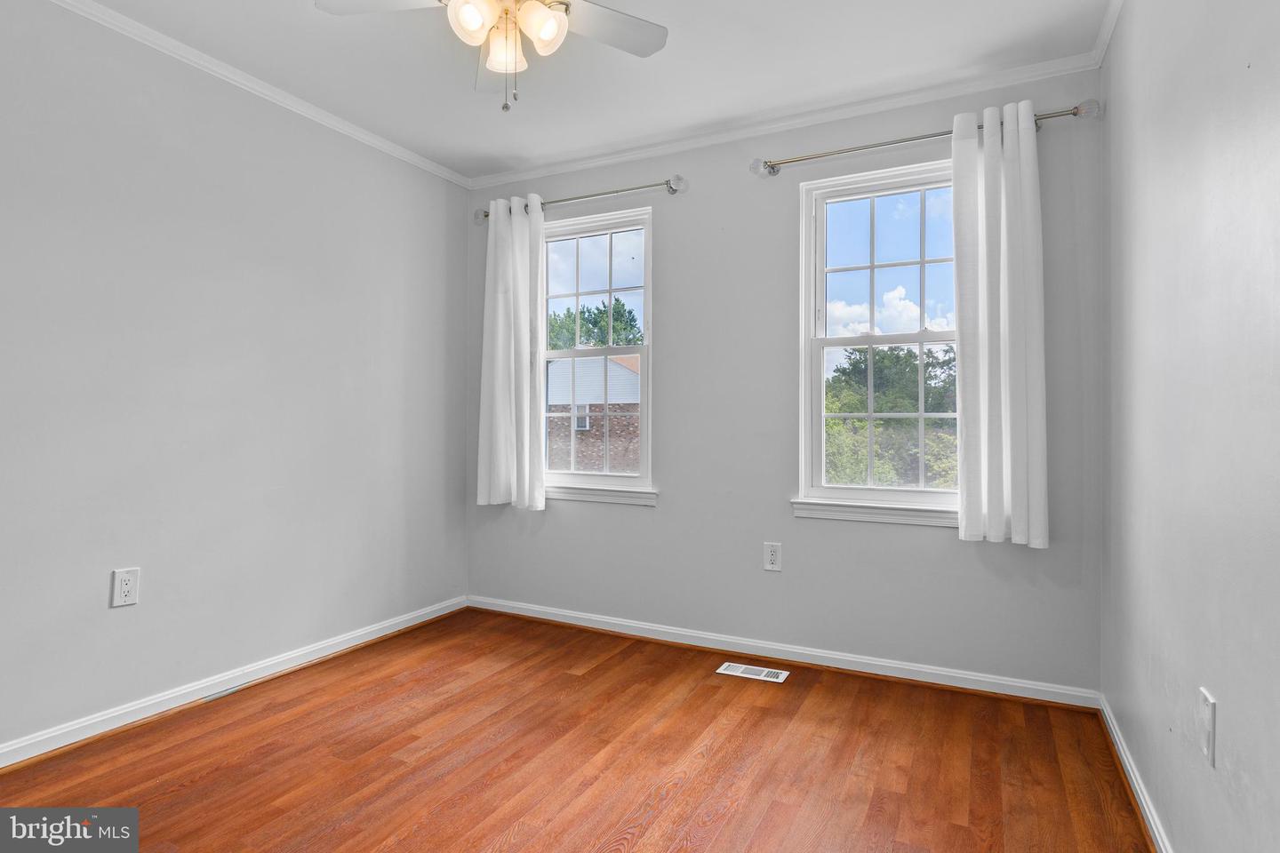 10147 VALENTINO DR, OAKTON, Virginia 22124, 4 Bedrooms Bedrooms, ,3 BathroomsBathrooms,Residential,For sale,10147 VALENTINO DR,VAFX2261232 MLS # VAFX2261232