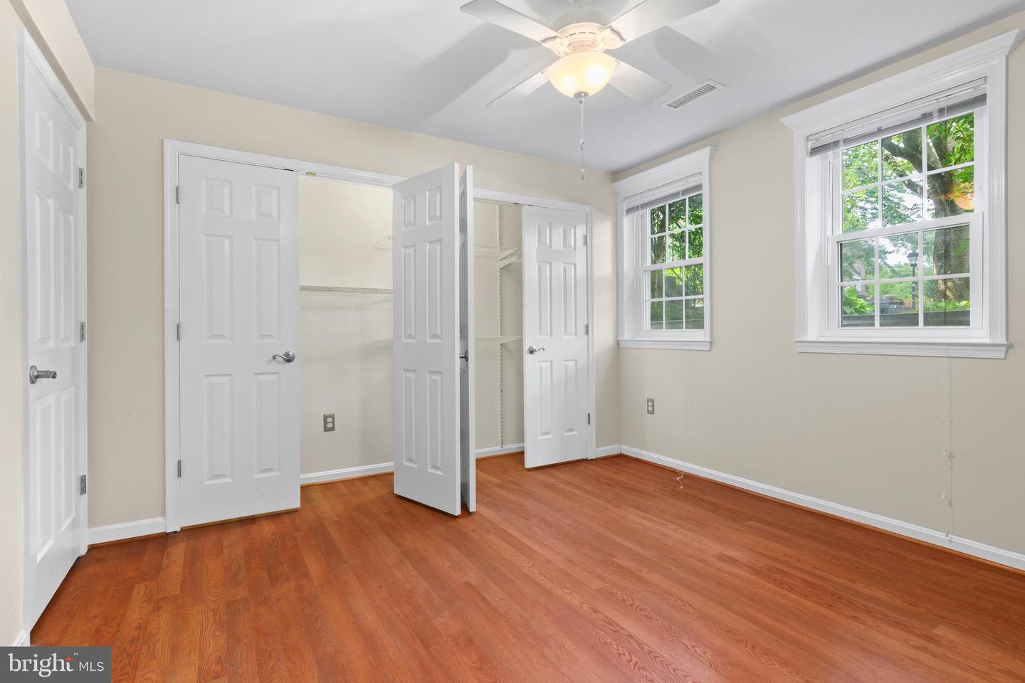10147 VALENTINO DR, OAKTON, Virginia 22124, 4 Bedrooms Bedrooms, ,3 BathroomsBathrooms,Residential,For sale,10147 VALENTINO DR,VAFX2261232 MLS # VAFX2261232