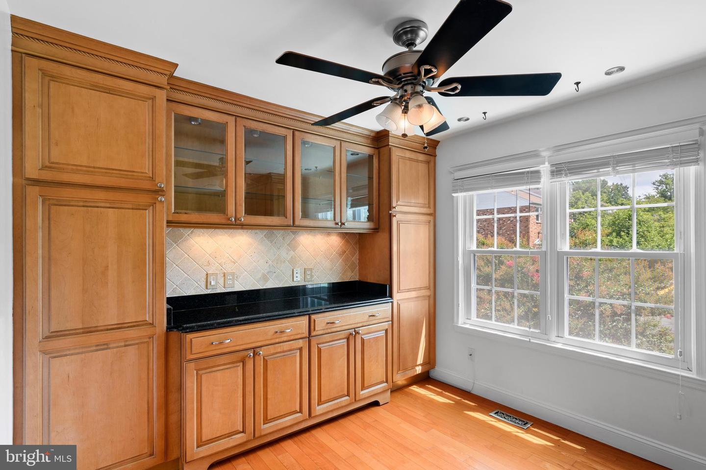 10147 VALENTINO DR, OAKTON, Virginia 22124, 4 Bedrooms Bedrooms, ,3 BathroomsBathrooms,Residential,For sale,10147 VALENTINO DR,VAFX2261232 MLS # VAFX2261232