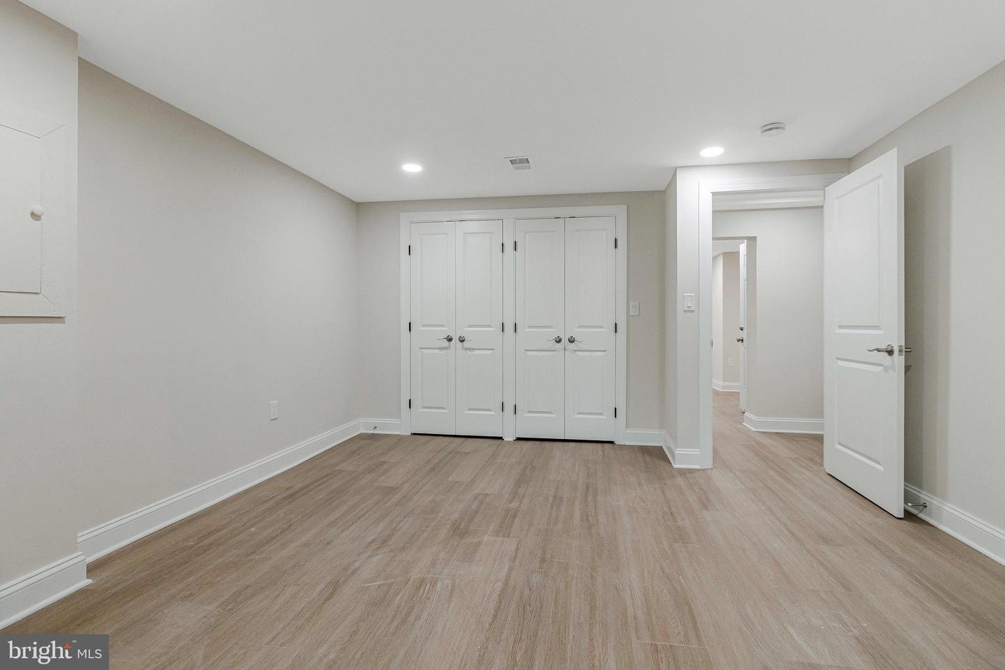 1350 SHERIDAN ST NW, WASHINGTON, District Of Columbia 20011, 6 Bedrooms Bedrooms, ,3 BathroomsBathrooms,Residential,For sale,1350 SHERIDAN ST NW,DCDC2215092 MLS # DCDC2215092